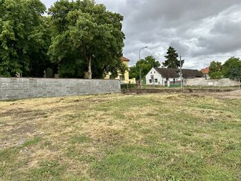 Prodej pozemku 601 m², Svémyslice