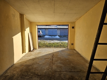 Pronájem garáže 25 m², Česká Lípa