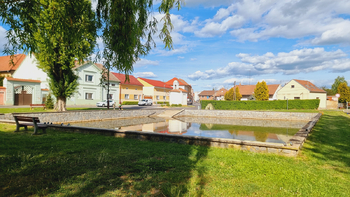 Prodej pozemku 820 m², Poštovice