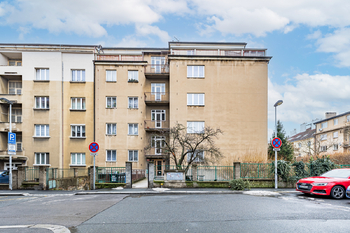 Pronájem bytu 2+kk v družstevním vlastnictví 54 m², Praha 3 - Vinohrady