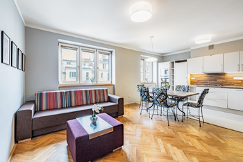 Pronájem bytu 2+kk v družstevním vlastnictví 54 m², Praha 3 - Vinohrady