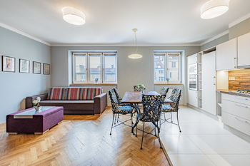 Pronájem bytu 2+kk v družstevním vlastnictví 54 m², Praha 3 - Vinohrady