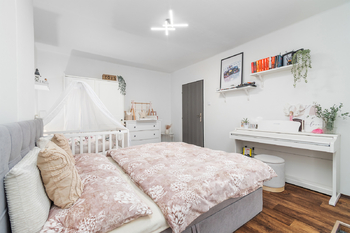 Prodej bytu 4+1 v osobním vlastnictví 76 m², Bezdědovice