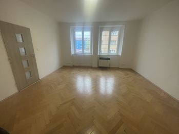 Pronájem bytu 2+kk v osobním vlastnictví 62 m², Praha 9 - Libeň