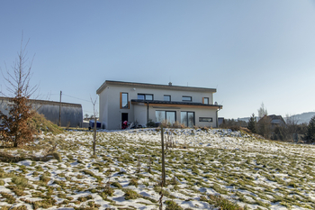 Prodej domu 193 m², Krhová