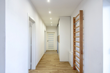 Prodej domu 193 m², Krhová