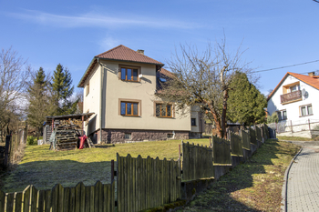 Prodej domu 118 m², Lešná