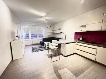 Pronájem bytu 2+kk v osobním vlastnictví 62 m², Pardubice