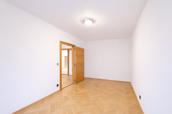 pokoj_pohled - Pronájem bytu 2+1 v osobním vlastnictví 59 m², Praha 4 - Krč