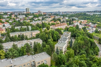 dron - Pronájem bytu 2+1 v osobním vlastnictví 59 m², Praha 4 - Krč
