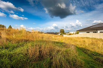 Prodej pozemku 1007 m², Boršov nad Vltavou