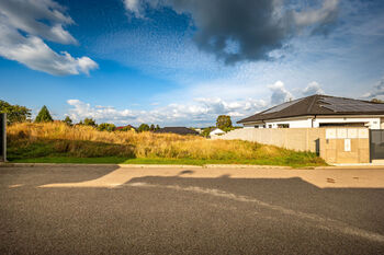 Prodej pozemku 1007 m², Boršov nad Vltavou