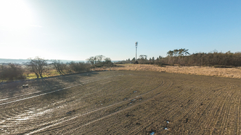 Prodej pozemku 24967 m², Mokrovraty