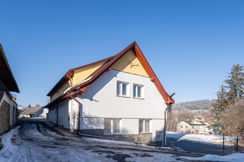Prodej domu 180 m², Stachy