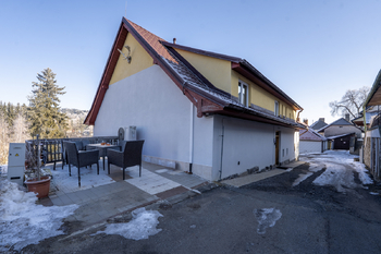 Prodej domu 180 m², Stachy