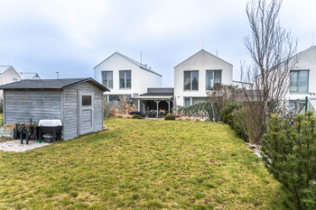 Prodej domu 141 m², Praha 4 - Cholupice