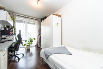 Prodej domu 141 m², Praha 4 - Cholupice