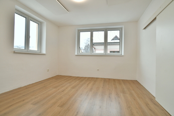 III pokoj - Pronájem bytu 3+1 v osobním vlastnictví 100 m², Nová Paka