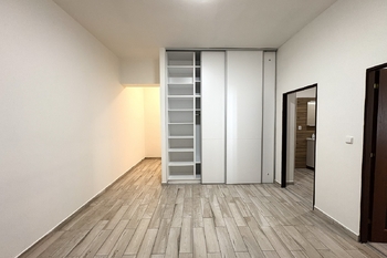 Pronájem bytu 1+1 v osobním vlastnictví 78 m², Litoměřice