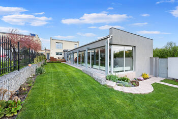 Prodej domu 265 m², Křenice