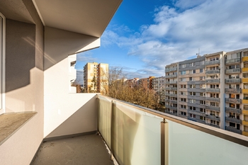 lodžie - Prodej bytu 1+1 v osobním vlastnictví 48 m², České Budějovice