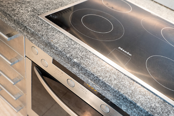 Prodej bytu 2+kk v osobním vlastnictví 85 m², Praha 7 - Holešovice