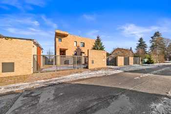 Prodej domu 330 m², Praha 9 - Klánovice