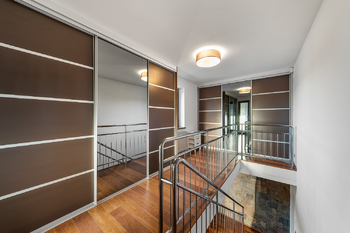 Prodej domu 330 m², Praha 9 - Klánovice
