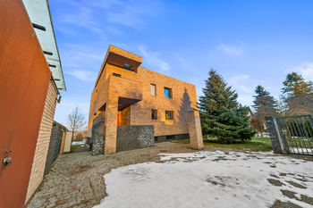 Prodej domu 330 m², Praha 9 - Klánovice