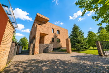 Prodej domu 330 m², Praha 9 - Klánovice
