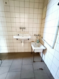 Pronájem obchodních prostor 100 m², České Budějovice