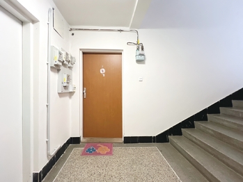 Prodej bytu 1+kk v osobním vlastnictví 28 m², Praha 4 - Michle