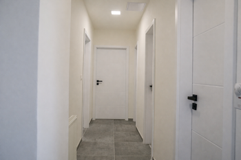 Pronájem domu 140 m², Holubice