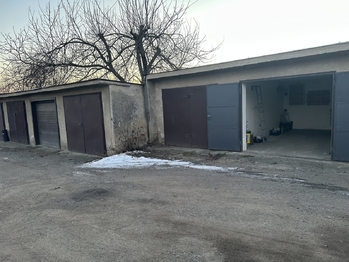 Pronájem garáže 17 m², Brno