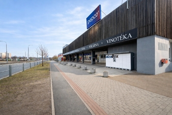 Pronájem obchodních prostor 77 m², Plzeň