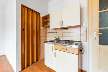 Prodej bytu 1+kk v osobním vlastnictví 25 m², Praha 9 - Vysočany