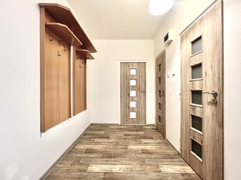 Prodej bytu 2+1 v osobním vlastnictví 53 m², Chomutov