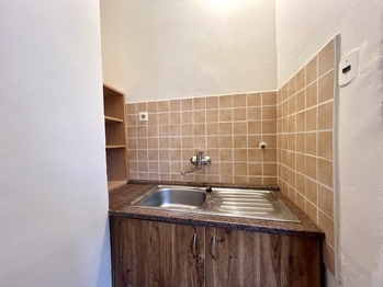 Prodej bytu 1+kk v osobním vlastnictví 21 m², Jirkov