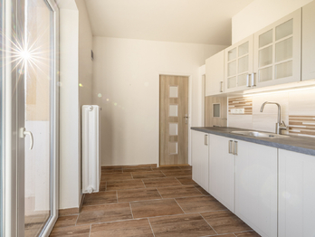 Pronájem bytu 3+1 v osobním vlastnictví 91 m², Praha 4 - Podolí