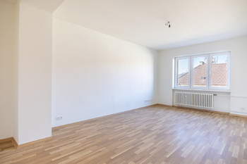 Pronájem bytu 2+1 v družstevním vlastnictví 57 m², Praha 4 - Podolí