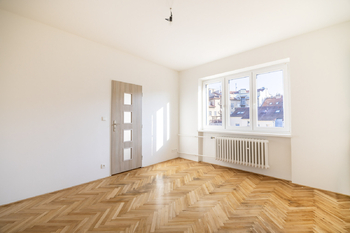 Pronájem bytu 2+1 v družstevním vlastnictví 57 m², Praha 4 - Podolí
