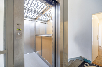 Pronájem bytu 2+1 v družstevním vlastnictví 57 m², Praha 4 - Podolí