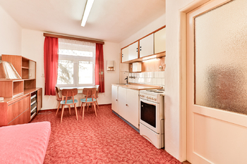 +420 739 604 767 I www.vaclavadamcik.cz I vaclav.adamcik@re-max.cz I prodej bytu Fulnek - Prodej bytu 2+1 v osobním vlastnictví 59 m², Fulnek