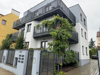 Pronájem bytu 2+1 v osobním vlastnictví 63 m², Praha 6 - Řepy