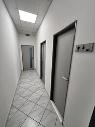 Pronájem obchodních prostor 139 m², Humpolec