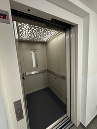 výtah - Pronájem bytu 2+kk v osobním vlastnictví 56 m², Praha 10 - Strašnice