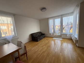 Pronájem bytu 2+kk v osobním vlastnictví 56 m², Praha 10 - Strašnice