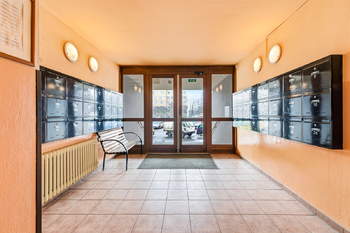 Prodej bytu 1+kk v družstevním vlastnictví 31 m², Praha 8 - Střížkov
