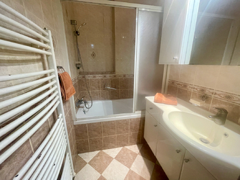 Prodej bytu 2+1 v osobním vlastnictví 64 m², Praha 10 - Vršovice