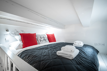 Prodej bytu 1+kk v osobním vlastnictví 23 m², Praha 3 - Žižkov